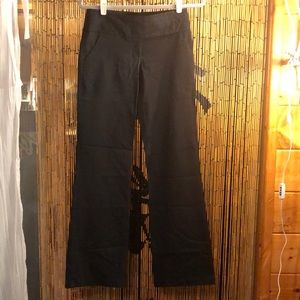 Ladies size 1/2 XOXO slacks Black